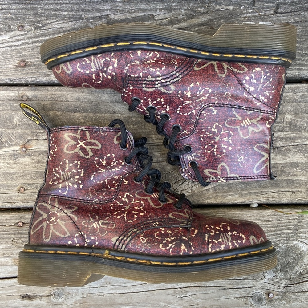 RARE Dr. Martens Made in England Dark Red Flower Print 6-Eye Boot Women's Size 5 - Picture 6 of 13